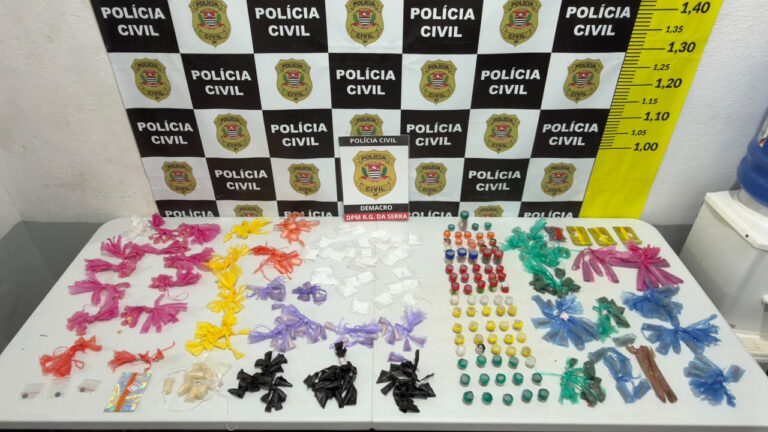 Polícia Civil e Guarda Municipal apreendem 428 porções de drogas em Rio Grande da Serra